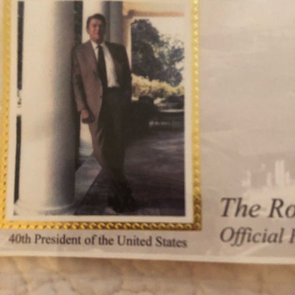 Ronald Reagan First Day of Issue Commemorative Envelope 37 cent Stamp 2/9/05. - Picture 3 of 5